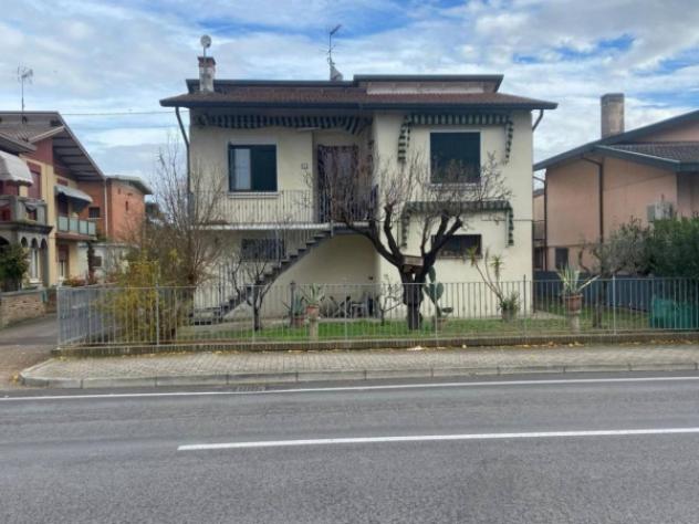 Immobile in asta di 143 m² con più di 5 locali e box auto in vendita a Campolongo Maggiore - Foto 4