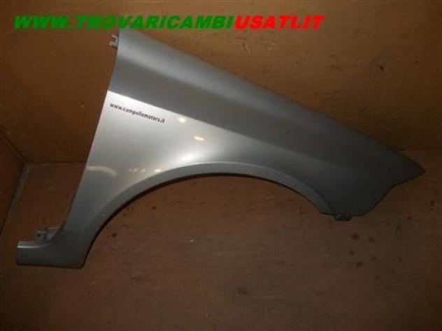 PARAFANGO ANT.D.(in plastica) ARGENTO RENAULT LAGUNA (B74/K74)   RENAULT - LAGUNA - 01-03-2001 - 01-02-2005