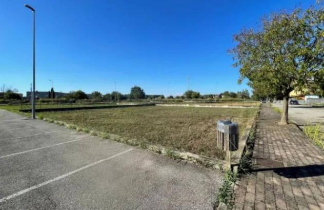 Immobile in asta di 706 m² in vendita a Curtatone - Foto 2