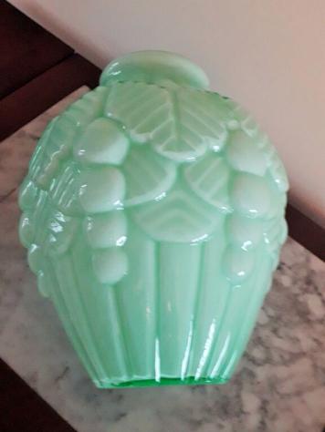 Vaso in vetro opalino Art Deco a doppia luminosi