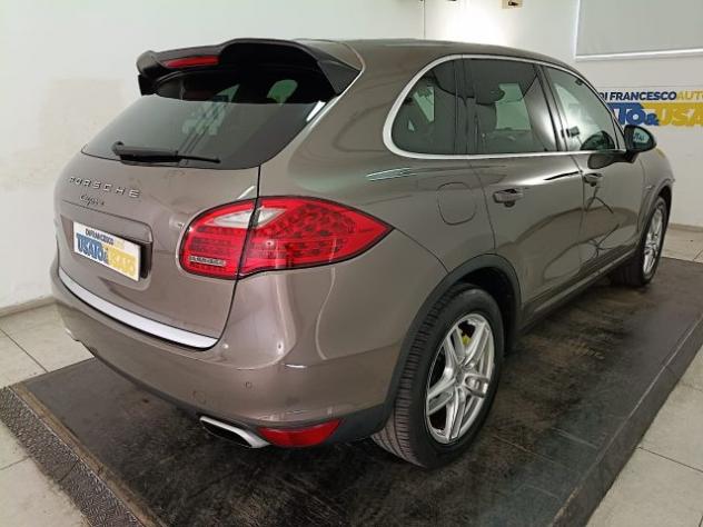 PORSCHE Cayenne 3.0 V6 tdi 245cv tiptronic rif. 23978782 - Foto 5