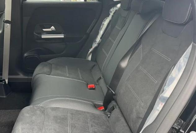 NEW MERCEDES GLA 200 d Automatic Premium#TETTO APRIBILE! - Foto 5
