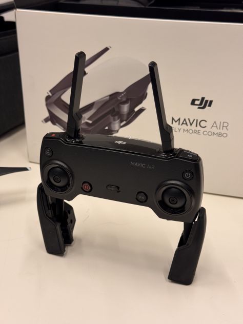 Drone DJI Mavic Air Fly More Combo – 4 batterie, borsa, eliche di ricambio - Foto 6