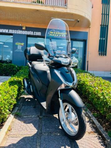 HONDA SH 150 TUTTO INCLUSO ANCHE PASSAGGIO! MINI RATE rif. 23924492 - Foto 6