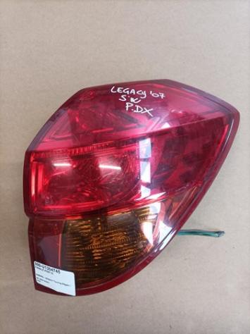 FANALE POST.D. 999-U1304745 Parti elettriche  Fanaleria  Fanali  Fanale post. dx. SUBARU - LEGACY Touring Wagon / OUTBACK - 01-03-1999 - 01-1