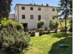 VENDESI CASALE COLLINE DI GAMBASSI TERME CON TERRENO