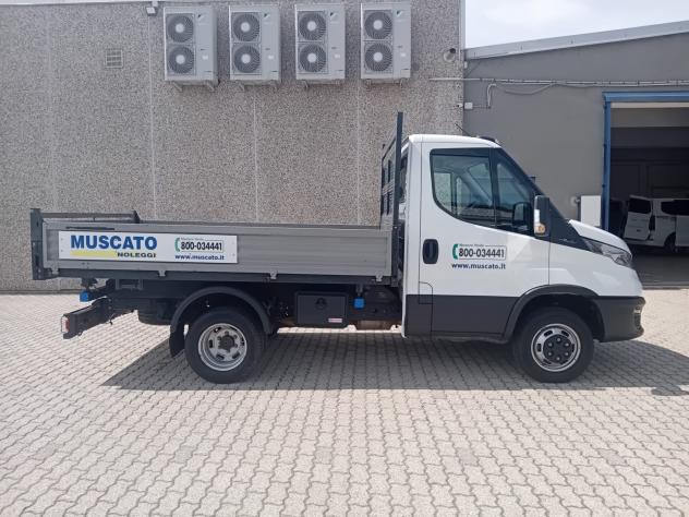IVECO Daily (2014--) Daily 35C12B BTor 2.3 HPT PC-RG Cabinato - Foto 4