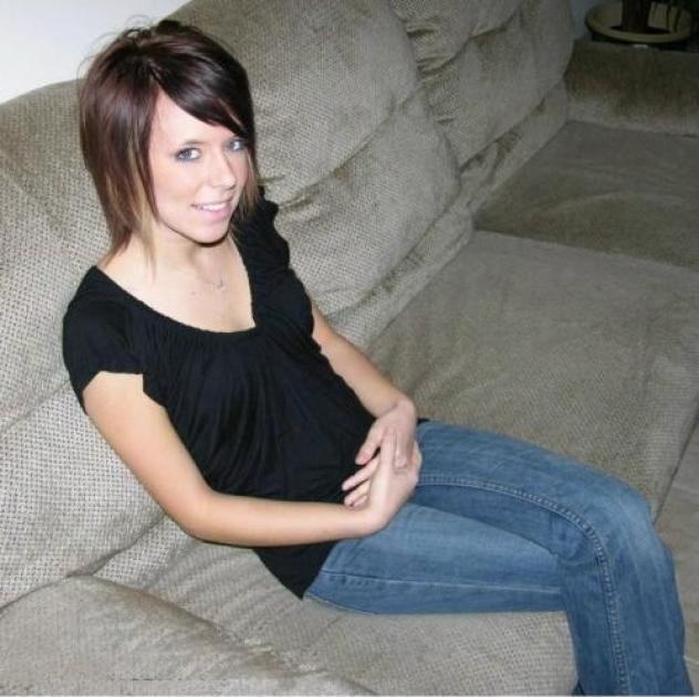 Donna di Lamezia Terme, 31 anni. Fisico Magro Tel: