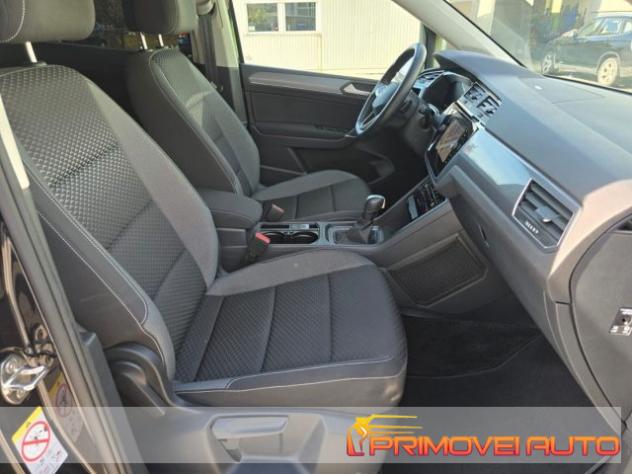 VOLKSWAGEN Touran 2.0 TDI 150 CV SCR DSG Active rif. 22138449 - Foto 3