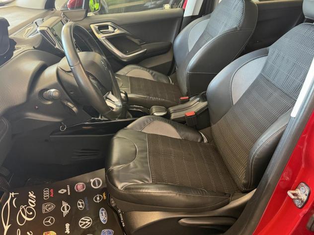 PEUGEOT 2008 ALLURE 1.6 100CV PELLE NAVI CAM ANNO 2017 - Foto 8