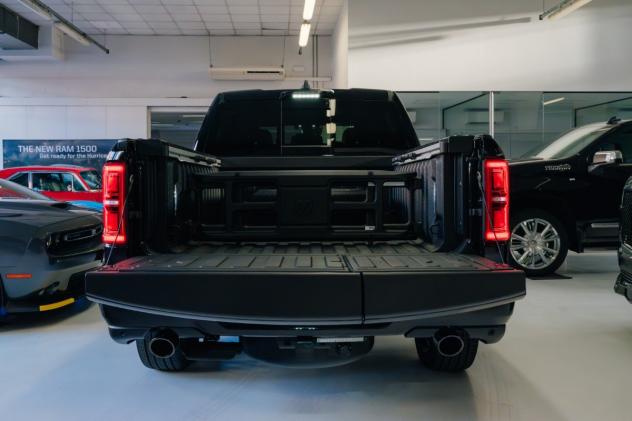 RAM 1500 NUOVO RAM 2025 Limited Night 3.0L Twin- Turbo 540 CV - Foto 8