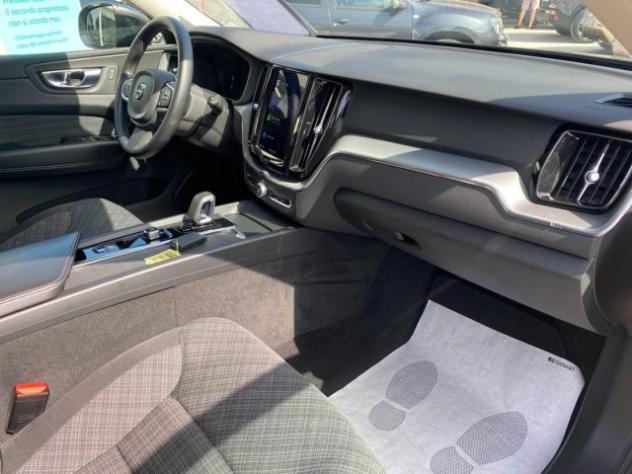 VOLVO XC60 B4 (d) automatico Essential rif. 23937136 - Foto 9