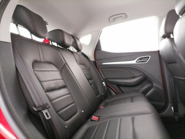 MG ZS 1.5 Luxury - Foto 8