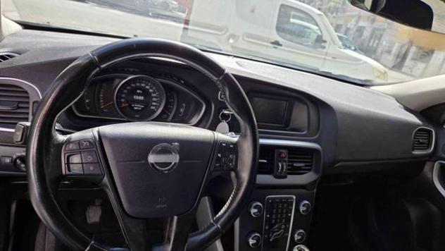 VOLVO V40 Cross Country D2 1.6 Momentum rif. 22837642 - Foto 8