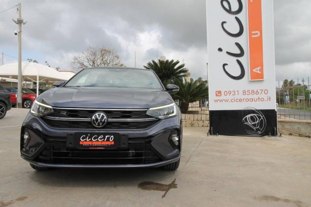 Volkswagen Taigo 1.0 TSI 110 CV R-Line | 2022 - Foto 2