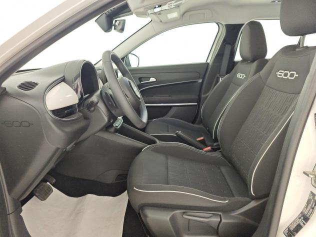 FIAT 600 Hybrid 110 CV DCT MHEV - Foto 10