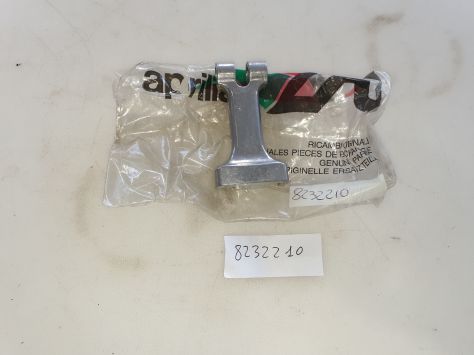 BIELLA REGOLAZIONE FARO APRILIA RED ROSE 50 - 125 CC AP8232210