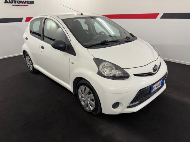 Toyota Aygo 1.0 12V VVT-i 5 porte Lounge Connect - Foto 3