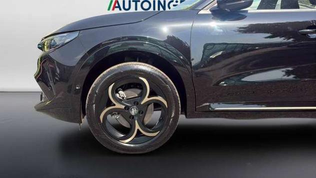 Alfa Romeo Junior 1.2 ibrida Q4 Intensa 145cv edct6 - Foto 9