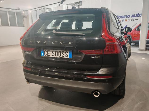 Volvo XC60 B4 automatico Momentum - Foto 5