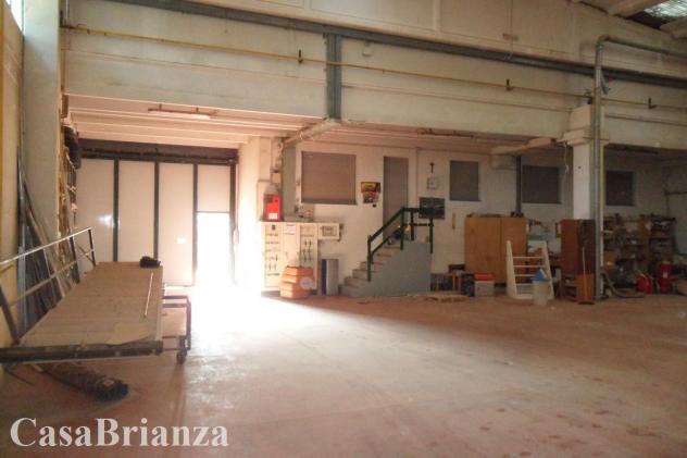 Biassono, capannone 750mq con area esterna. - Foto 12