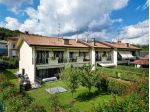 VILLA A SCHIERA DI TESTA