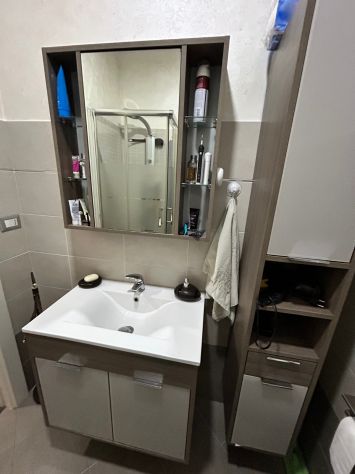 AFFITTO CAMERE IN TRILOCALE RISTRUTTURATO E ARREDATO (PARELLA da 1 giugno) - Foto 2