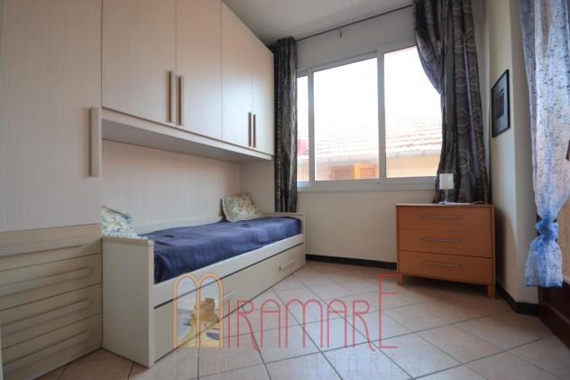 Trilocale con terrazzo in Borgo Coscia - Foto 14