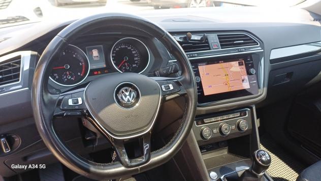 Volkswagen Tiguan 1.6 TDI R-LINE TETTO APRIBILE - Foto 8