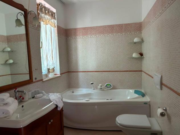 Villetta a schiera di 182 m² con 5 locali e box auto in vendita a Grottammare - Foto 12