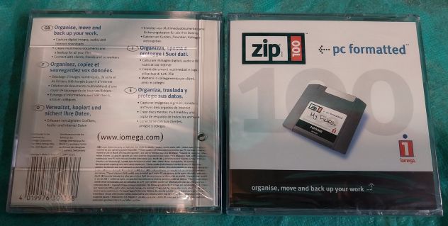 16 dischi Iomega ZIP, da 100MB ciascuno, ancora impacchettati. - Foto 2