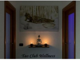 Massaggi - benessere Napoli - TAO CLUB - CENTRO MASSAGGI ELEGANTE E RAFFINATO - 3892652822 - 3314528756