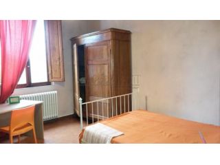 Stanza in appartamento in affitto a Siena
