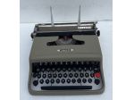 Macchina da Scrivere Olivetti Lettera 22