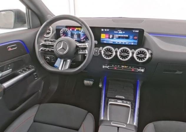 MERCEDES-BENZ GLA 180 Premium Amg rif. 24084371 - Foto 6