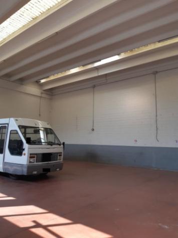 Immobile di 270 m² con 1 locale in vendita a Maranello