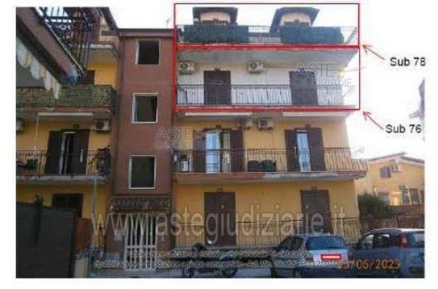 IMMOBILI-IMMOBILE RESIDENZIALE-Via Consolare Campana I Traversa n. 21