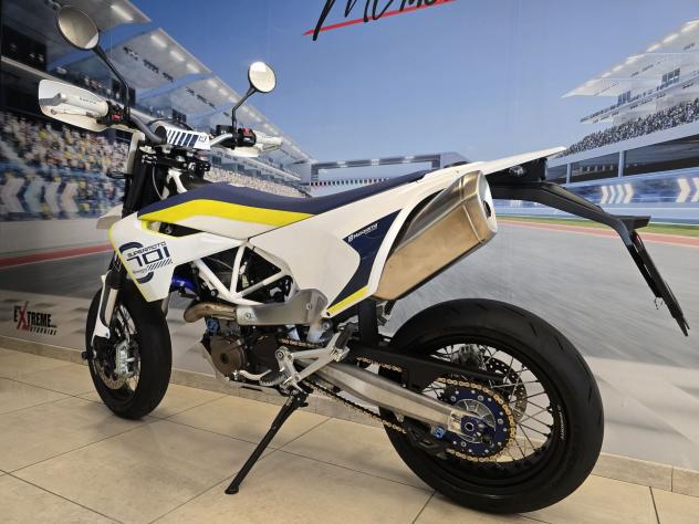 Husqvarna 701 Supermoto gamma 2018 - Km 11200 (A2) - Foto 5