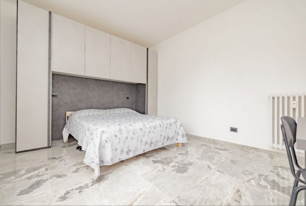 Certosa stanza singola completa 450eu