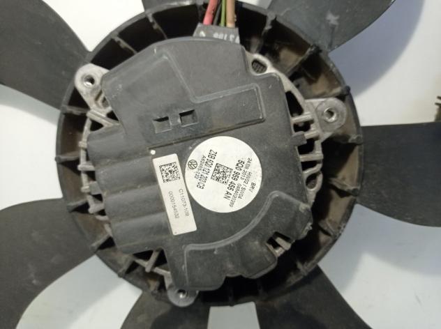 VENTOLA RADIATORE VOLKSWAGEN Golf 7 Berlina 5Q0121203DE CHHB benzina 1984 (12) - Foto 2