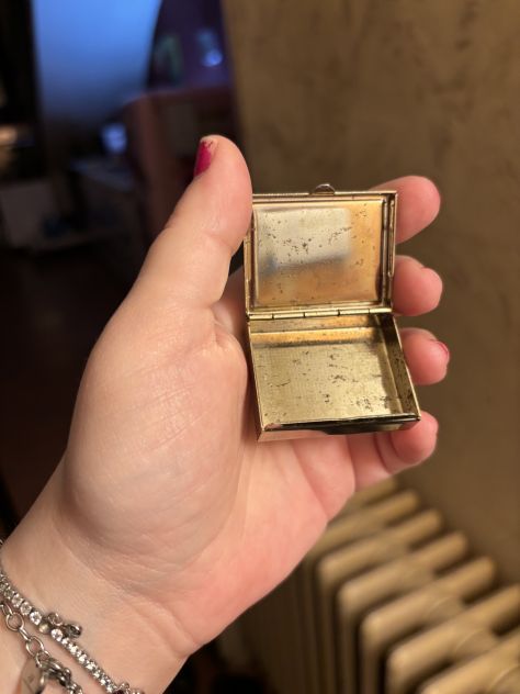 SCATOLINA IN METALLO PICCOLA VINTAGE PORTA PILLOLE/PIERCING/PERLINE/VITI ECC - Foto 4