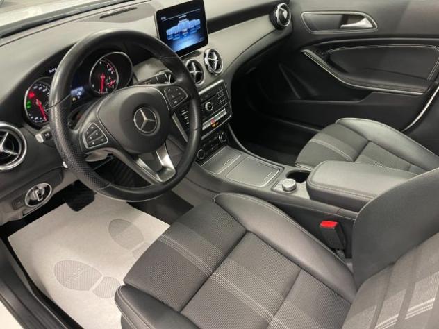 MERCEDES-BENZ GLA 180 1.5 122 CV Sport TETTO rif. 24079439 - Foto 3