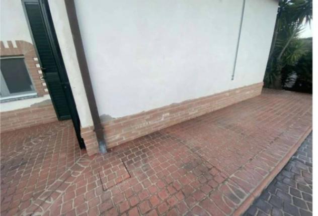 Immobile in asta di 464 m² con più di 5 locali in vendita a Loreto Aprutino - Foto 6