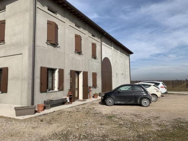 Casa indipendente di 240 m² con più di 5 locali e box auto in vendita a San Felice sul Panaro - Foto 14