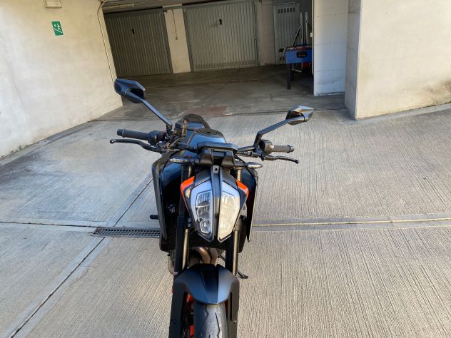 KTM 890 Duke R - Foto 6