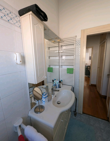 SINGOLA ZONA LORETO-CENTRALE-CAIAZZO 600€ - SPESE INCLUSE - Foto 8