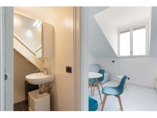 Monolocale soppalcato 504 Milano-Corso Magenta!