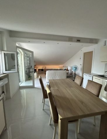 CASAL LUMBROSO GRAZIOSO BILOCALE ATTICO ARREDATO CON TERRAZZO - Foto 6