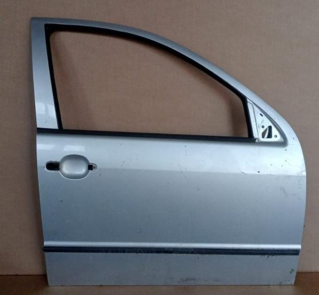 PORTA ANT.D. GRIGIO MEDIO MET. (No Alz. - No Serr.) 999-U44488 Carrozzeria  Lamierati esterni  Porte  Porta ant. dx. SKODA - FABIA 4 porte - 01-08-201