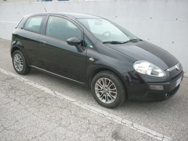 Fiat Punto 1.3 MJT II 75 CV 3 porte DYNAMIC - Foto 4